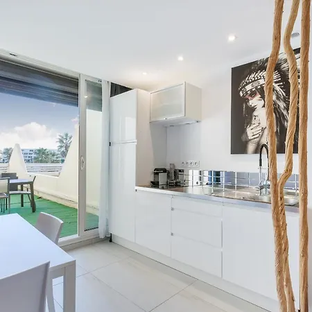 Heliopolis Naturiste דירה *