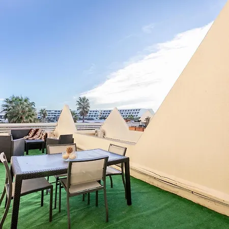 Heliopolis Naturiste אגדה